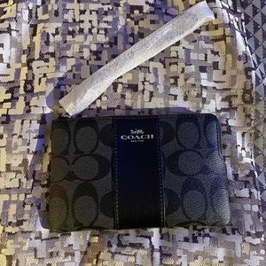 Coach Zip Wristlet
